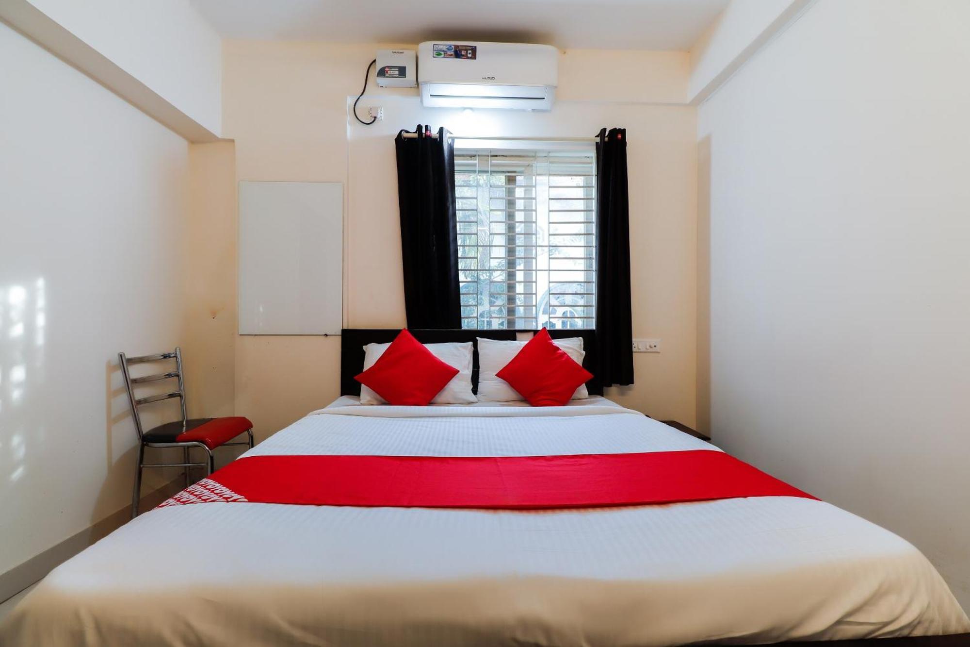 Готель Super Gn Collection O Near Rajajinagar Industrial Estate Бенґалуру Екстер'єр фото